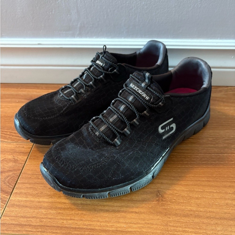 Skechers Black Sneakers for Women Size 7